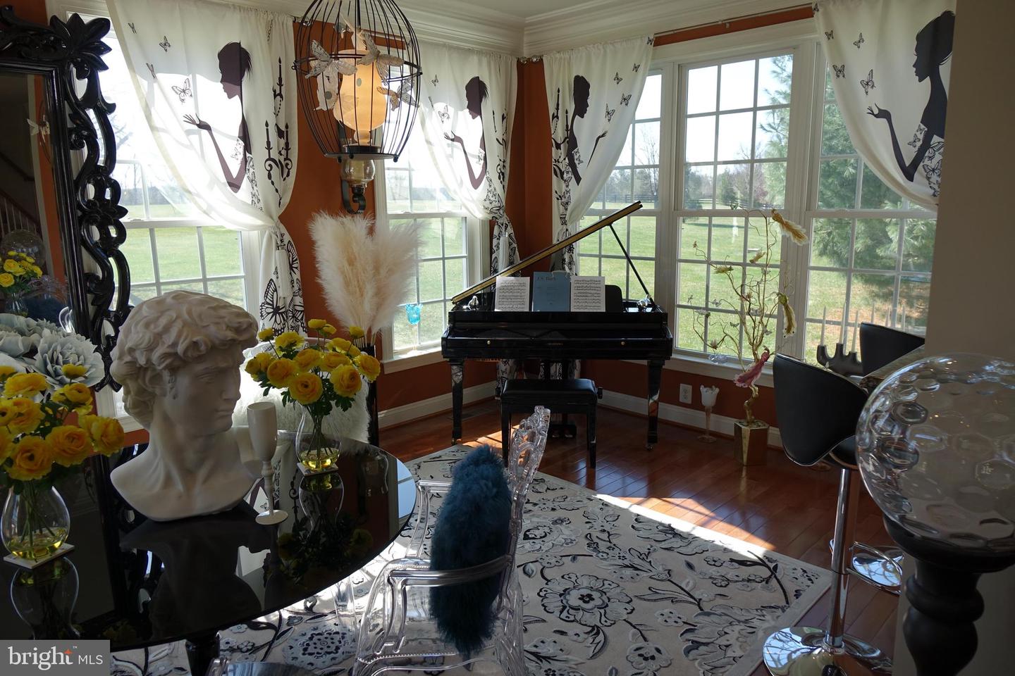 16070 SAINTE MARIE CT, HAMILTON, Virginia 20158, 5 Bedrooms Bedrooms, ,4 BathroomsBathrooms,Residential,For sale,16070 SAINTE MARIE CT,VALO2099960 MLS # VALO2099960