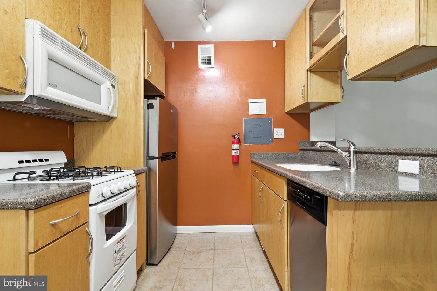 2030 F ST NW #111, WASHINGTON, District Of Columbia 20006, ,1 BathroomBathrooms,Residential,For sale,2030 F ST NW #111,DCDC2206518 MLS # DCDC2206518