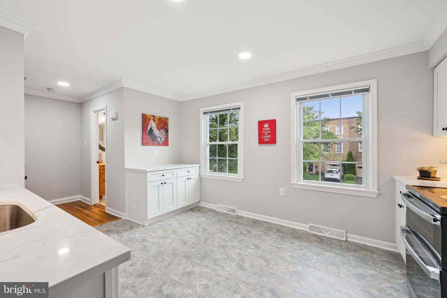 121 HARRISON ST NE, LEESBURG, Virginia 20176, 3 Bedrooms Bedrooms, ,3 BathroomsBathrooms,Residential,For sale,121 HARRISON ST NE,VALO2100010 MLS # VALO2100010