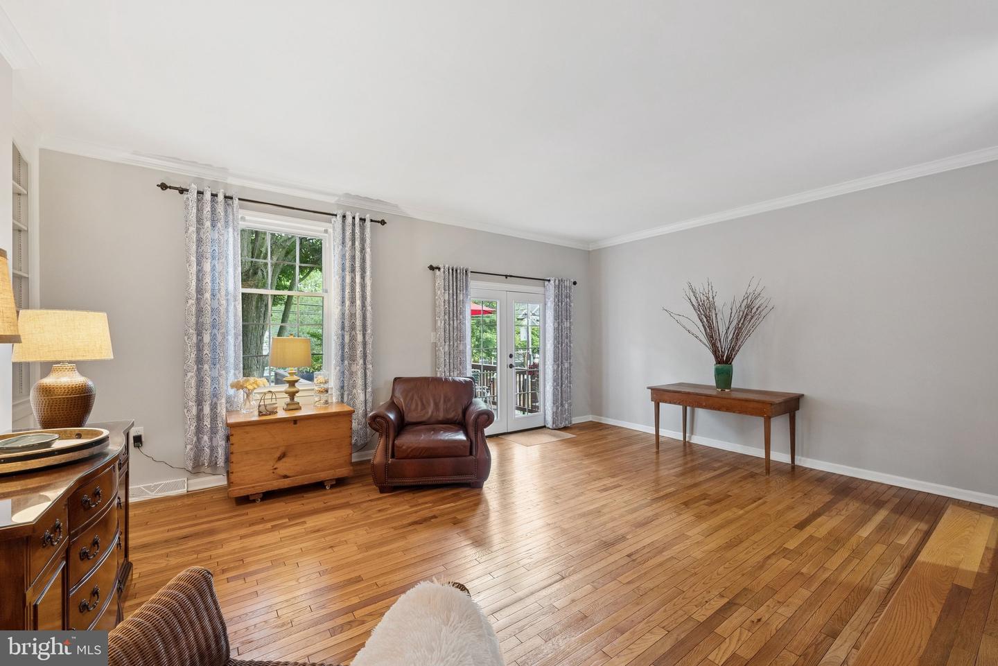 121 HARRISON ST NE, LEESBURG, Virginia 20176, 3 Bedrooms Bedrooms, ,3 BathroomsBathrooms,Residential,For sale,121 HARRISON ST NE,VALO2100010 MLS # VALO2100010