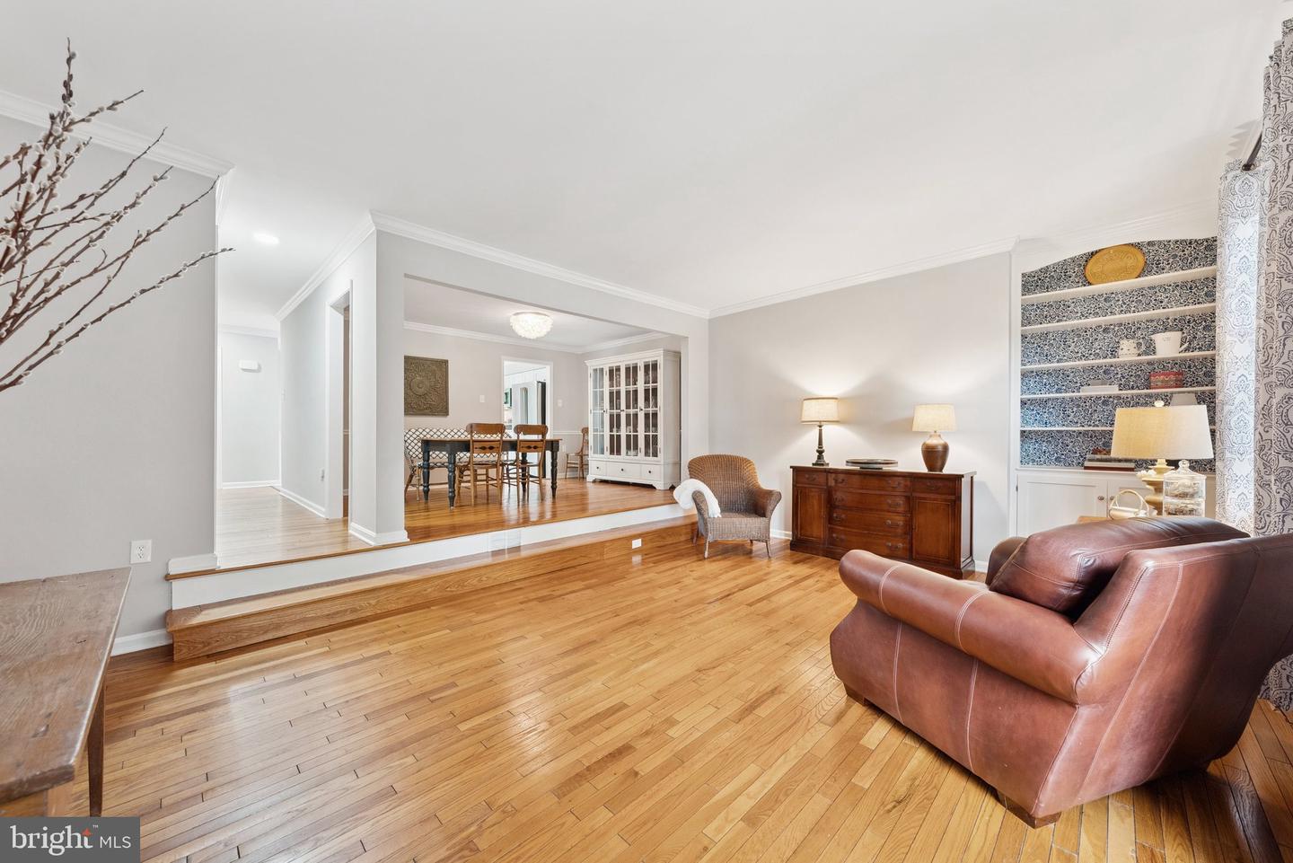 121 HARRISON ST NE, LEESBURG, Virginia 20176, 3 Bedrooms Bedrooms, ,3 BathroomsBathrooms,Residential,For sale,121 HARRISON ST NE,VALO2100010 MLS # VALO2100010