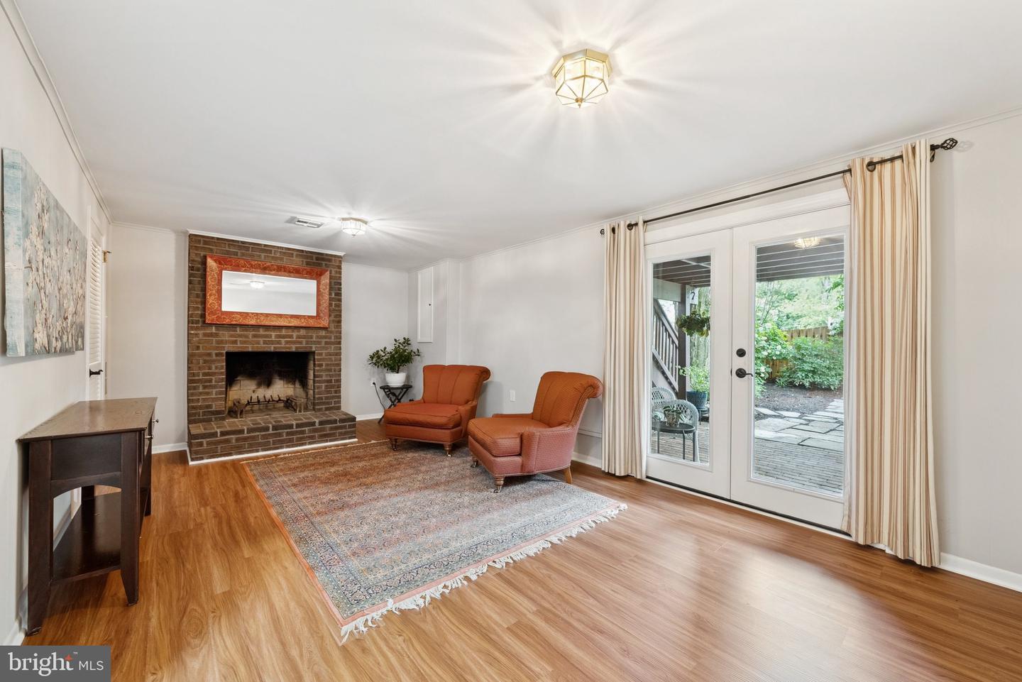 121 HARRISON ST NE, LEESBURG, Virginia 20176, 3 Bedrooms Bedrooms, ,3 BathroomsBathrooms,Residential,For sale,121 HARRISON ST NE,VALO2100010 MLS # VALO2100010