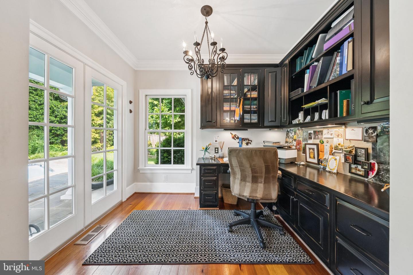 320 1/2 MANSION DR, ALEXANDRIA, Virginia 22302, 4 Bedrooms Bedrooms, ,6 BathroomsBathrooms,Residential,For sale,320 1/2 MANSION DR,VAAX2046736 MLS # VAAX2046736