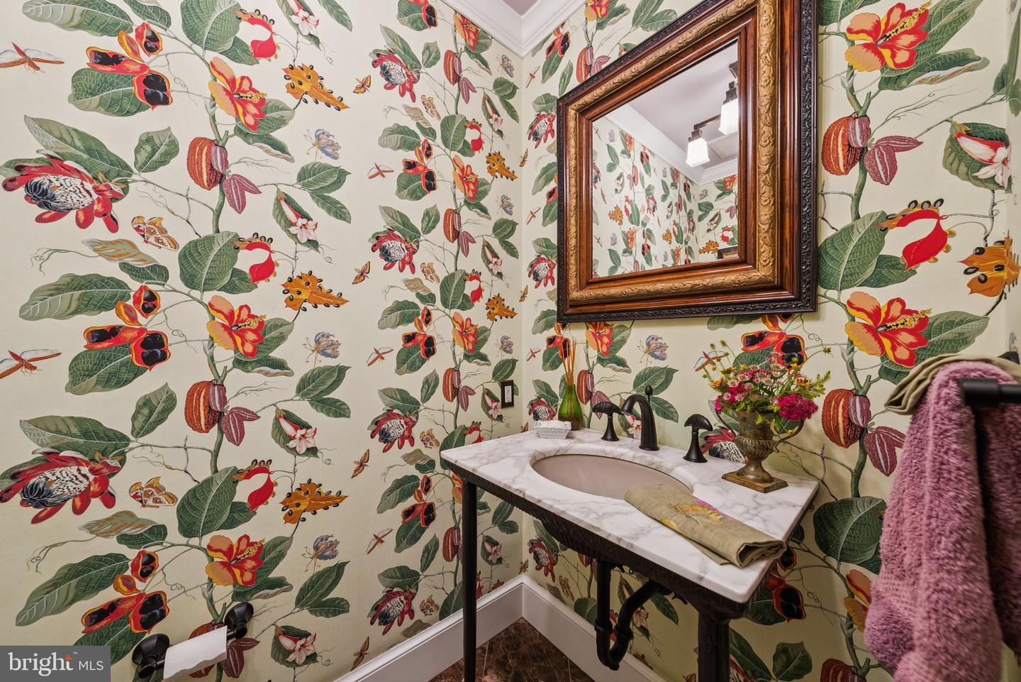 320 1/2 MANSION DR, ALEXANDRIA, Virginia 22302, 4 Bedrooms Bedrooms, ,6 BathroomsBathrooms,Residential,For sale,320 1/2 MANSION DR,VAAX2046736 MLS # VAAX2046736