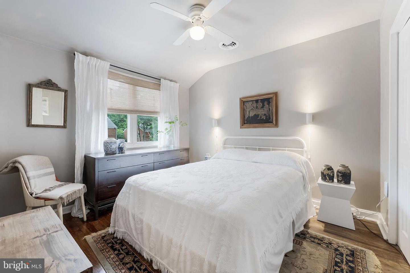 1605 WOODBINE ST, ALEXANDRIA, Virginia 22302, 3 Bedrooms Bedrooms, ,1 BathroomBathrooms,Residential,For sale,1605 WOODBINE ST,VAAX2046738 MLS # VAAX2046738