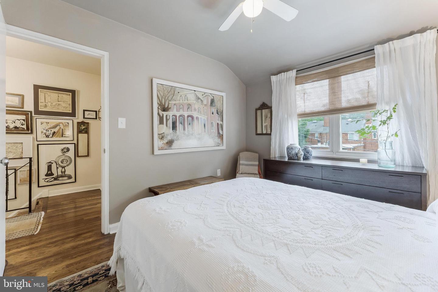 1605 WOODBINE ST, ALEXANDRIA, Virginia 22302, 3 Bedrooms Bedrooms, ,1 BathroomBathrooms,Residential,For sale,1605 WOODBINE ST,VAAX2046738 MLS # VAAX2046738