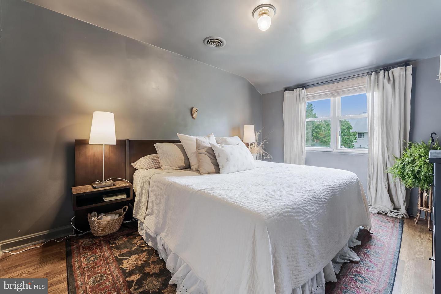 1605 WOODBINE ST, ALEXANDRIA, Virginia 22302, 3 Bedrooms Bedrooms, ,1 BathroomBathrooms,Residential,For sale,1605 WOODBINE ST,VAAX2046738 MLS # VAAX2046738
