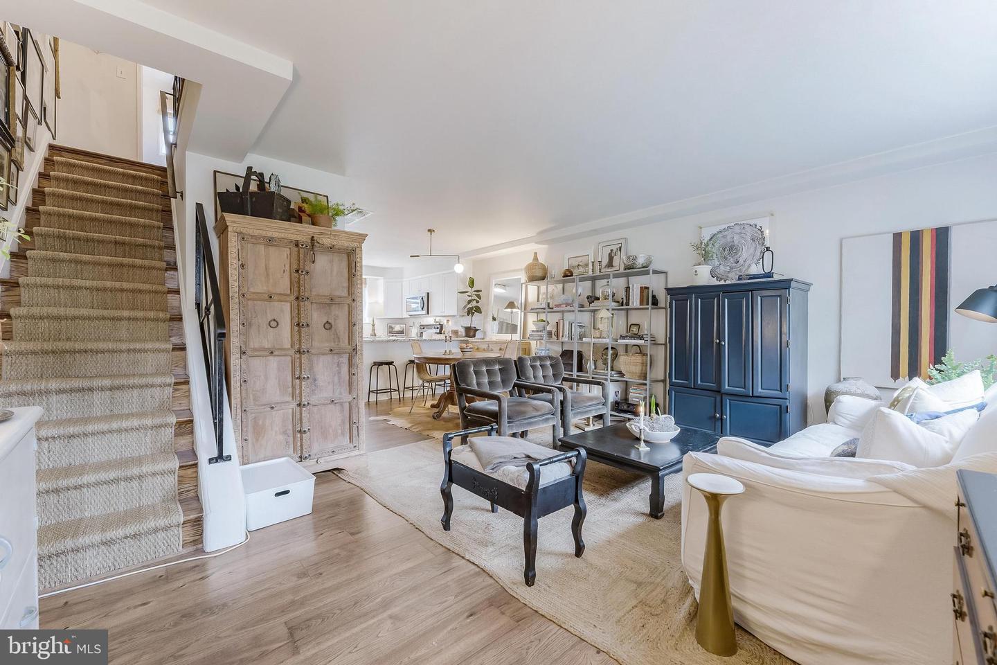 1605 WOODBINE ST, ALEXANDRIA, Virginia 22302, 3 Bedrooms Bedrooms, ,1 BathroomBathrooms,Residential,For sale,1605 WOODBINE ST,VAAX2046738 MLS # VAAX2046738