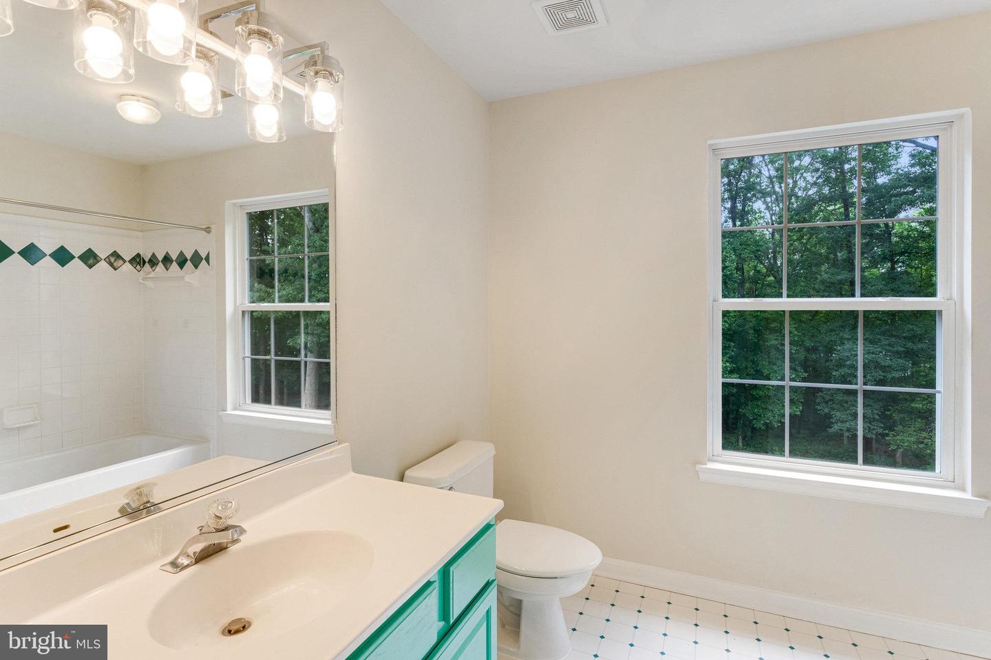 36 LONGWOOD DR, STAFFORD, Virginia 22556, 5 Bedrooms Bedrooms, ,4 BathroomsBathrooms,Residential,For sale,36 LONGWOOD DR,VAST2040038 MLS # VAST2040038