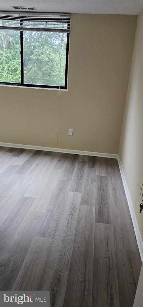 10725 WEST DR #301, FAIRFAX, Virginia 22030, 2 Bedrooms Bedrooms, ,1 BathroomBathrooms,Residential,For sale,10725 WEST DR #301,VAFC2006508 MLS # VAFC2006508