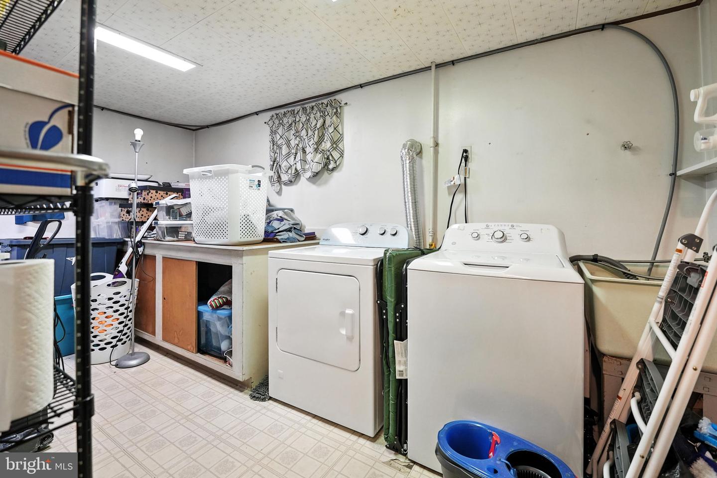 2205 CULPEPER DR, WOODBRIDGE, Virginia 22191, 4 Bedrooms Bedrooms, 8 Rooms Rooms,2 BathroomsBathrooms,Residential,For sale,2205 CULPEPER DR,VAPW2097538 MLS # VAPW2097538