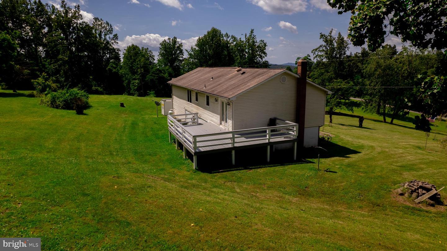 4179 FIERY RUN RD, LINDEN, Virginia 22642, 5 Bedrooms Bedrooms, ,2 BathroomsBathrooms,Residential,For sale,4179 FIERY RUN RD,VAFQ2017118 MLS # VAFQ2017118