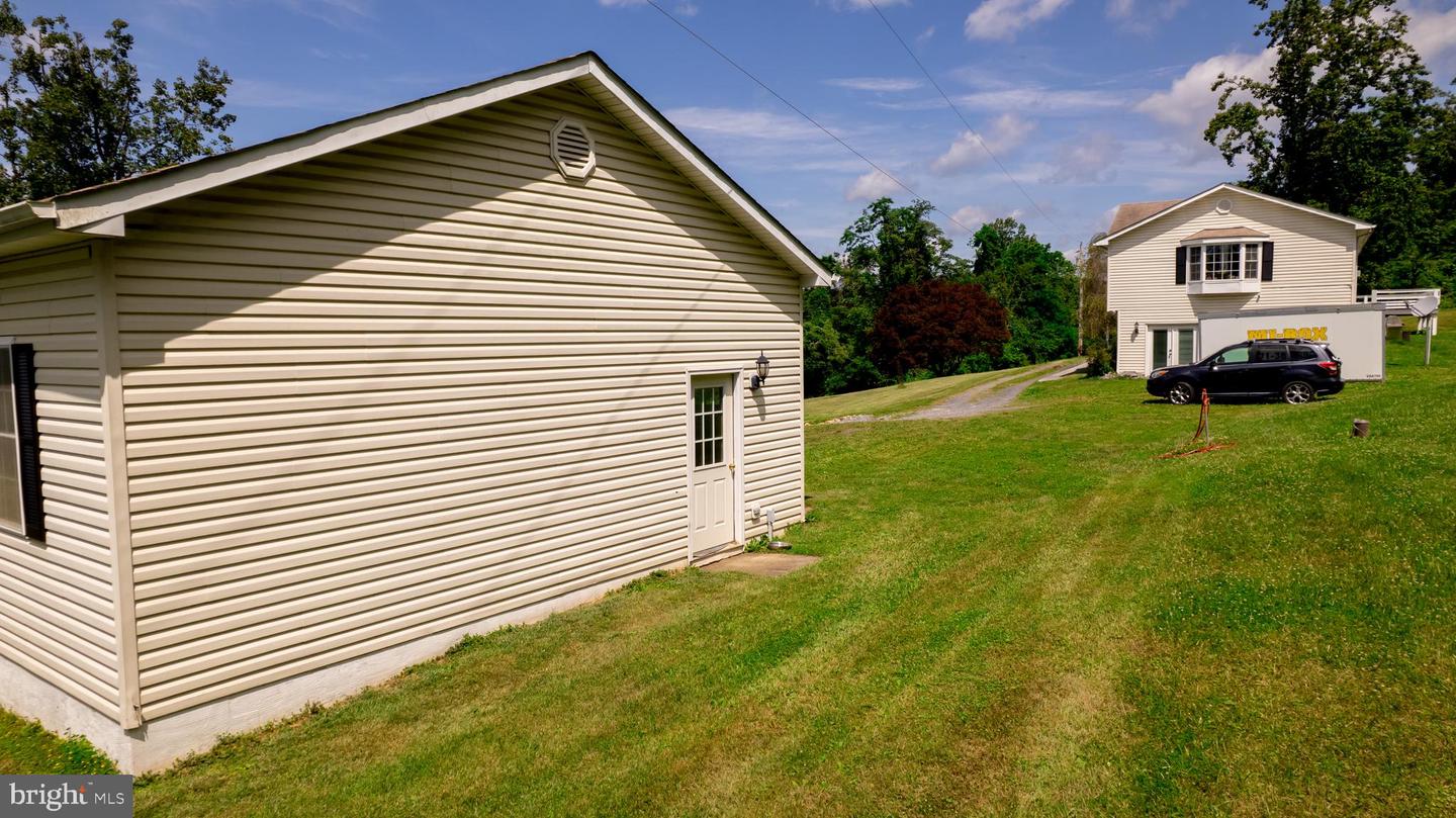 4179 FIERY RUN RD, LINDEN, Virginia 22642, 5 Bedrooms Bedrooms, ,2 BathroomsBathrooms,Residential,For sale,4179 FIERY RUN RD,VAFQ2017118 MLS # VAFQ2017118