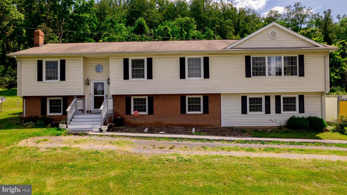 4179 FIERY RUN RD, LINDEN, Virginia 22642, 5 Bedrooms Bedrooms, ,2 BathroomsBathrooms,Residential,For sale,4179 FIERY RUN RD,VAFQ2017118 MLS # VAFQ2017118