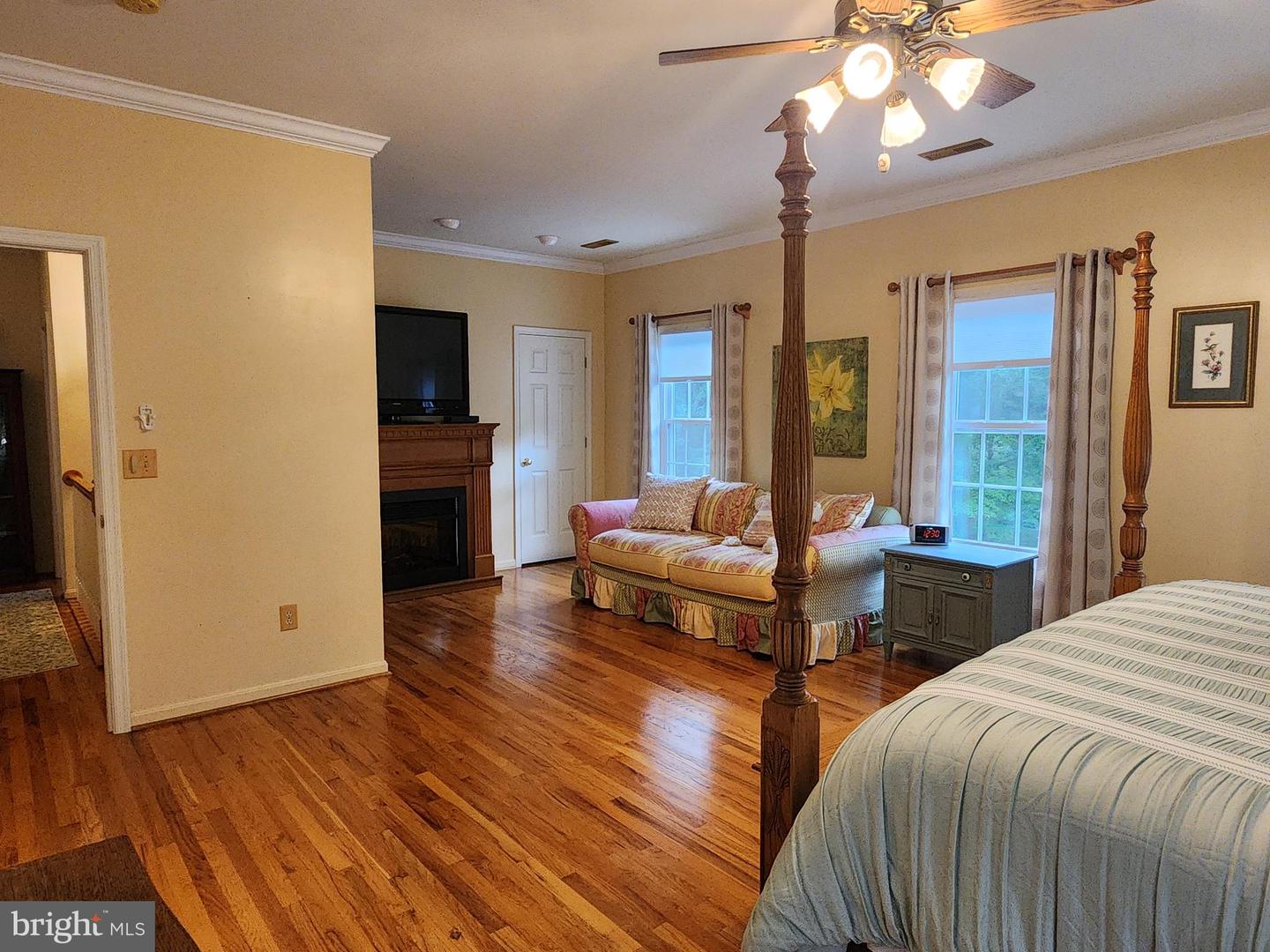 15545 COVEY CIR, AMISSVILLE, Virginia 20106, 3 Bedrooms Bedrooms, ,2 BathroomsBathrooms,Residential,For sale,15545 COVEY CIR,VACU2010852 MLS # VACU2010852