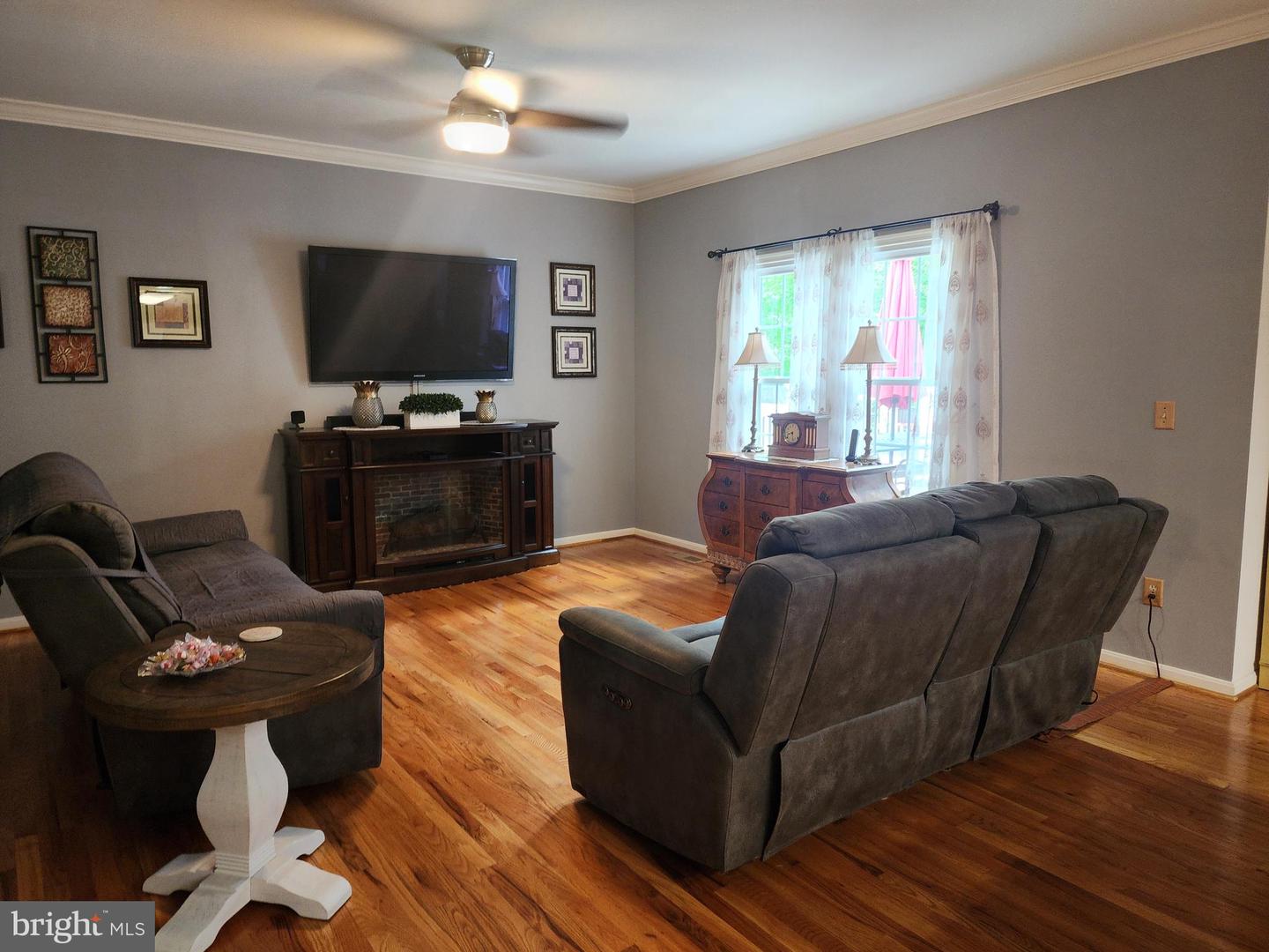 15545 COVEY CIR, AMISSVILLE, Virginia 20106, 3 Bedrooms Bedrooms, ,2 BathroomsBathrooms,Residential,For sale,15545 COVEY CIR,VACU2010852 MLS # VACU2010852