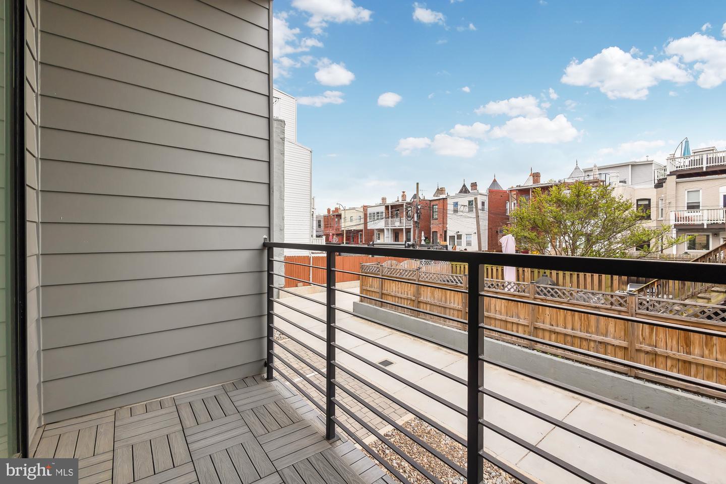 146 S ST NW #B, WASHINGTON, District Of Columbia 20001, 5 Bedrooms Bedrooms, ,3 BathroomsBathrooms,Residential,For sale,146 S ST NW #B,DCDC2206694 MLS # DCDC2206694