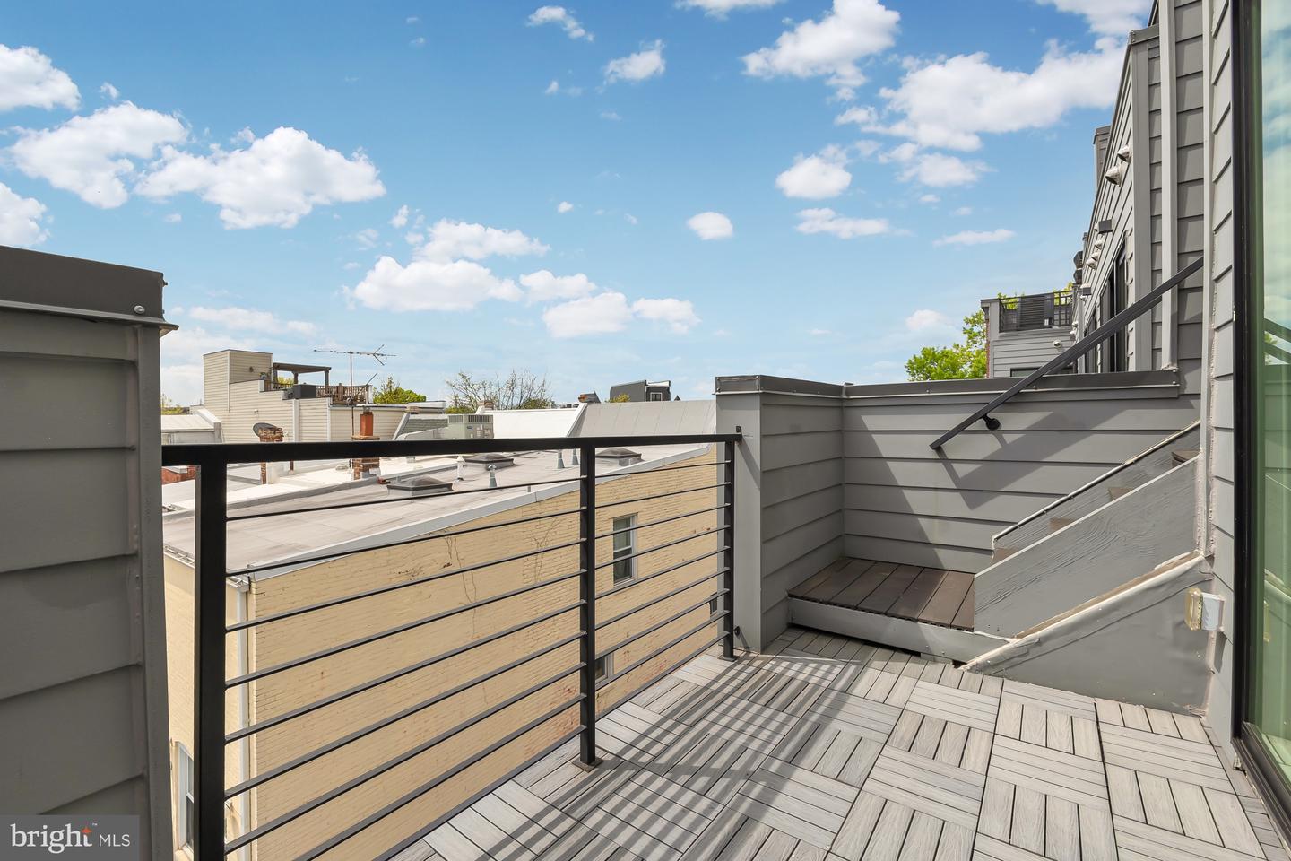 146 S ST NW #B, WASHINGTON, District Of Columbia 20001, 5 Bedrooms Bedrooms, ,3 BathroomsBathrooms,Residential,For sale,146 S ST NW #B,DCDC2206694 MLS # DCDC2206694