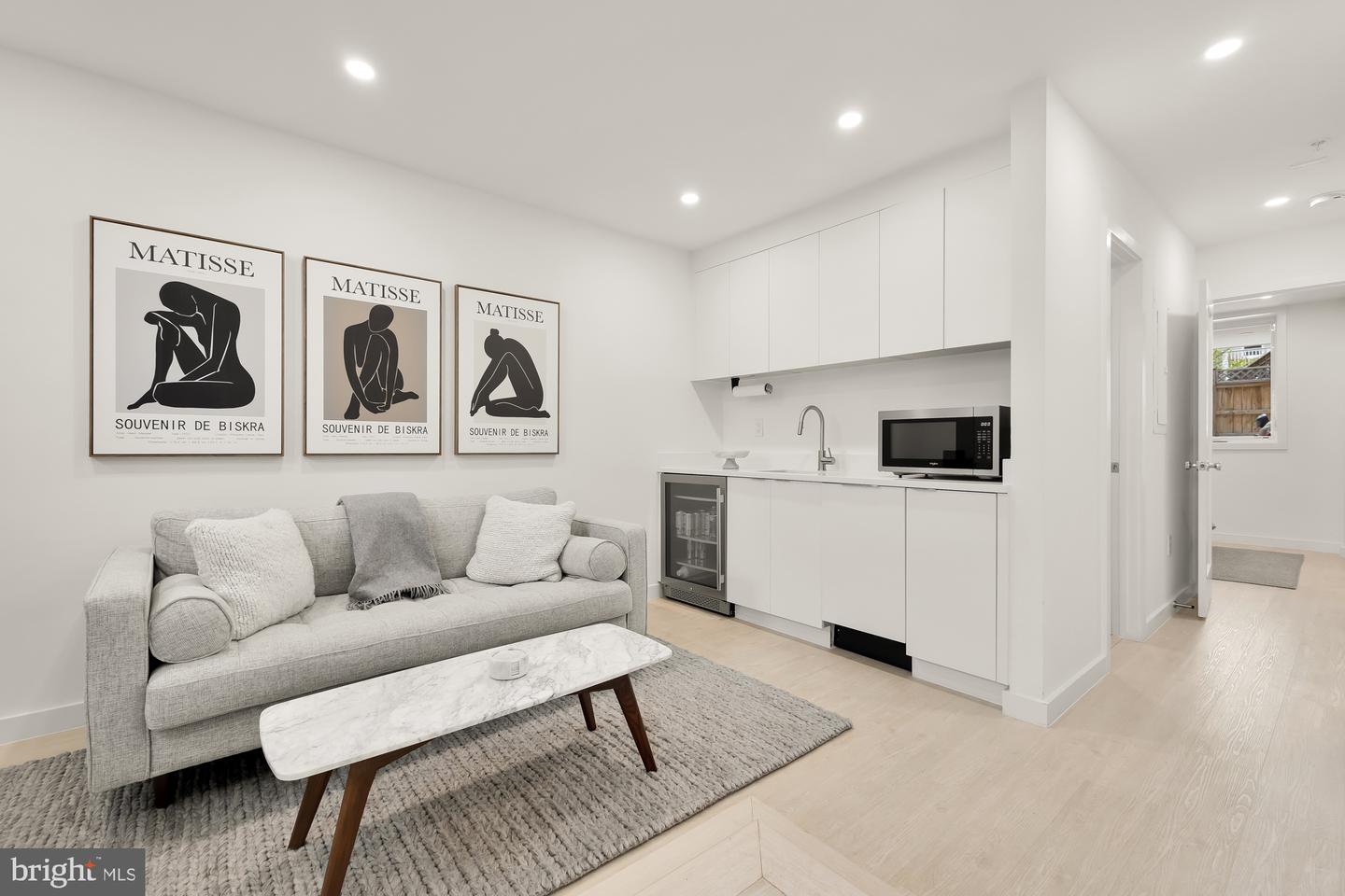 146 S ST NW #B, WASHINGTON, District Of Columbia 20001, 5 Bedrooms Bedrooms, ,3 BathroomsBathrooms,Residential,For sale,146 S ST NW #B,DCDC2206694 MLS # DCDC2206694