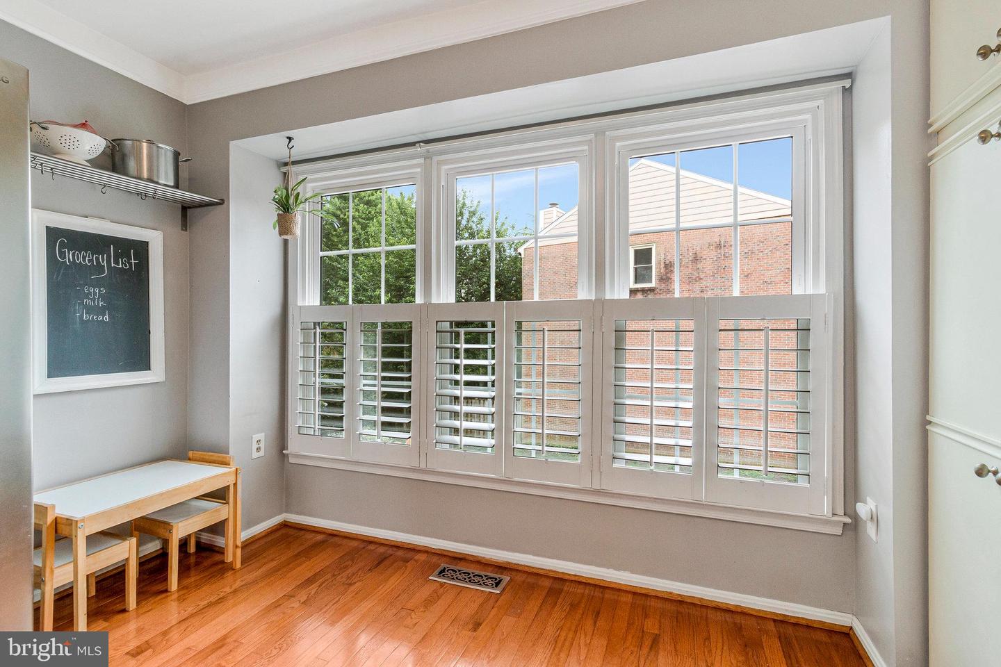 3810 USHER CT, ALEXANDRIA, Virginia 22304, 3 Bedrooms Bedrooms, ,2 BathroomsBathrooms,Residential,For sale,3810 USHER CT,VAAX2046758 MLS # VAAX2046758