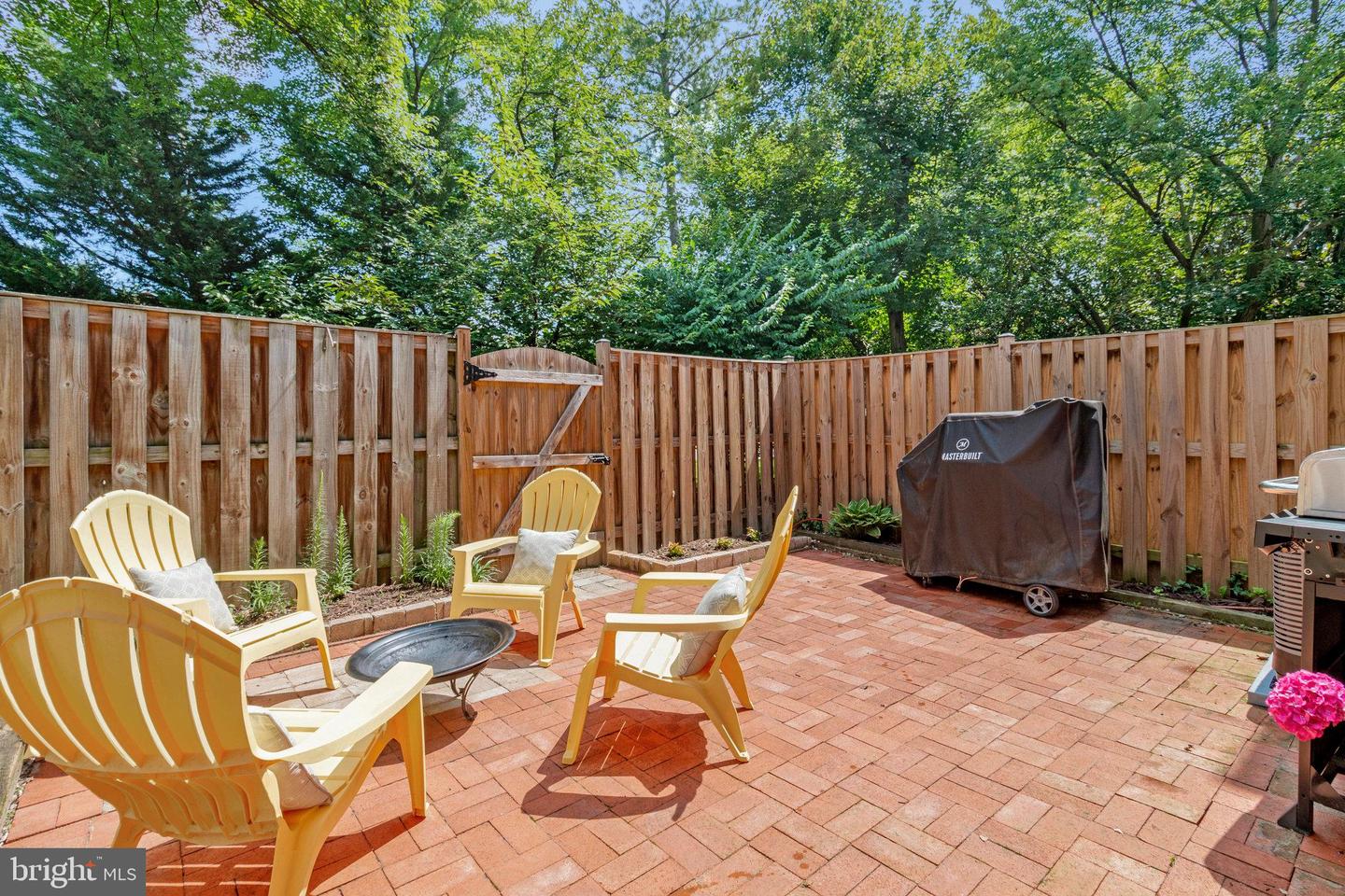 3810 USHER CT, ALEXANDRIA, Virginia 22304, 3 Bedrooms Bedrooms, ,2 BathroomsBathrooms,Residential,For sale,3810 USHER CT,VAAX2046758 MLS # VAAX2046758
