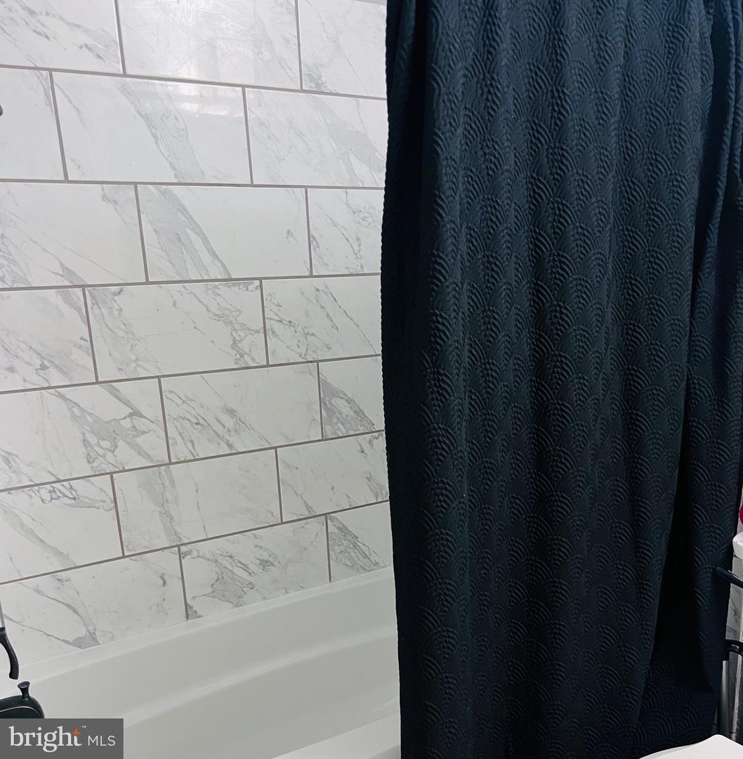 5122 COTTONWOOD CT, FREDERICKSBURG, Virginia 22407, 3 Bedrooms Bedrooms, ,1 BathroomBathrooms,Residential,For sale,5122 COTTONWOOD CT,VASP2034106 MLS # VASP2034106