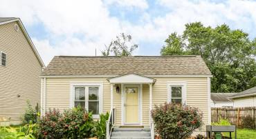 407 PRATT ST, FREDERICKSBURG, Virginia 22405, 4 Bedrooms Bedrooms, ,2 BathroomsBathrooms,Residential,For sale,407 PRATT ST,VAST2040052 MLS # VAST2040052