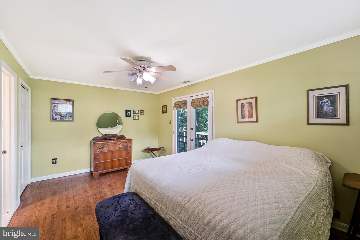 8615 ACORN CIR, VIENNA, Virginia 22180, 4 Bedrooms Bedrooms, ,2 BathroomsBathrooms,Residential,For sale,8615 ACORN CIR,VAFX2249178 MLS # VAFX2249178