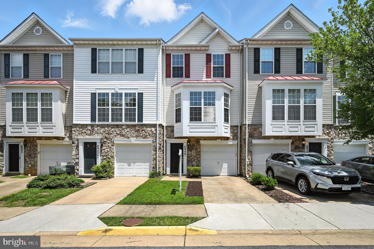 6949 BANCHORY CT, ALEXANDRIA, Virginia 22315, 3 Bedrooms Bedrooms, ,3 BathroomsBathrooms,Residential,For sale,6949 BANCHORY CT,VAFX2249194 MLS # VAFX2249194
