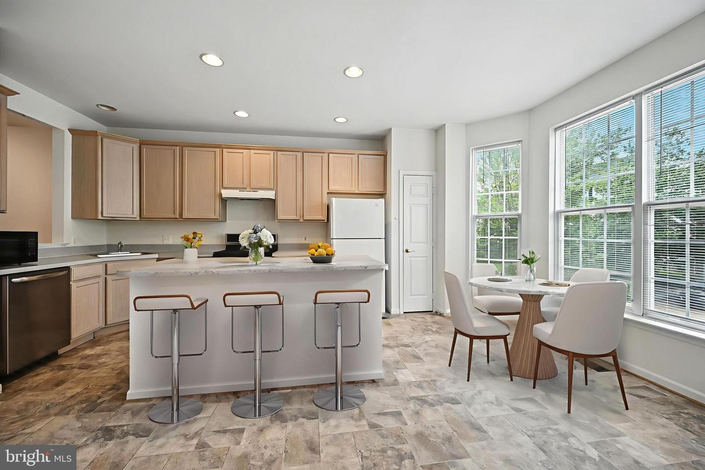 6949 BANCHORY CT, ALEXANDRIA, Virginia 22315, 3 Bedrooms Bedrooms, ,3 BathroomsBathrooms,Residential,For sale,6949 BANCHORY CT,VAFX2249194 MLS # VAFX2249194