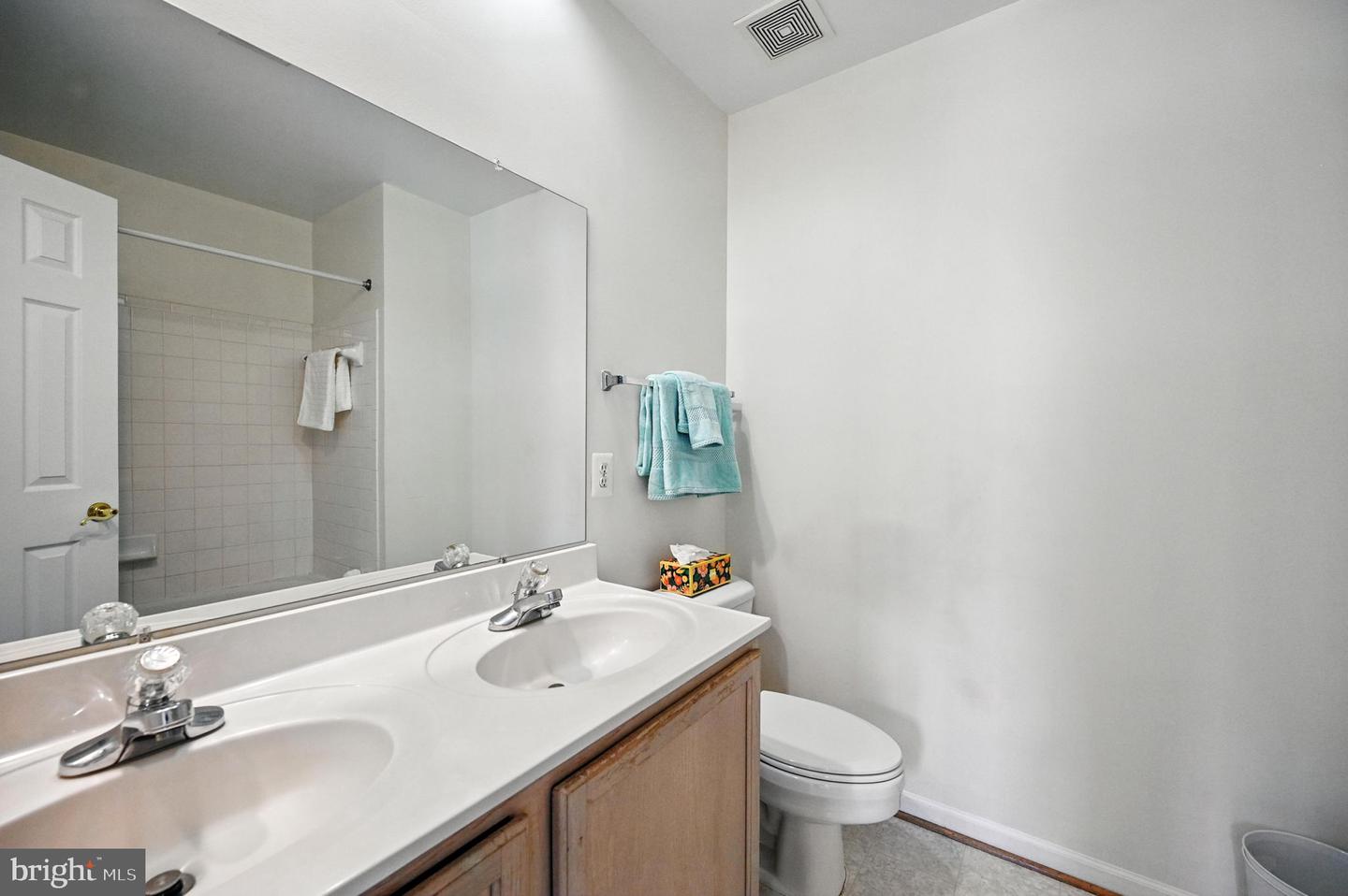 6949 BANCHORY CT, ALEXANDRIA, Virginia 22315, 3 Bedrooms Bedrooms, ,3 BathroomsBathrooms,Residential,For sale,6949 BANCHORY CT,VAFX2249194 MLS # VAFX2249194