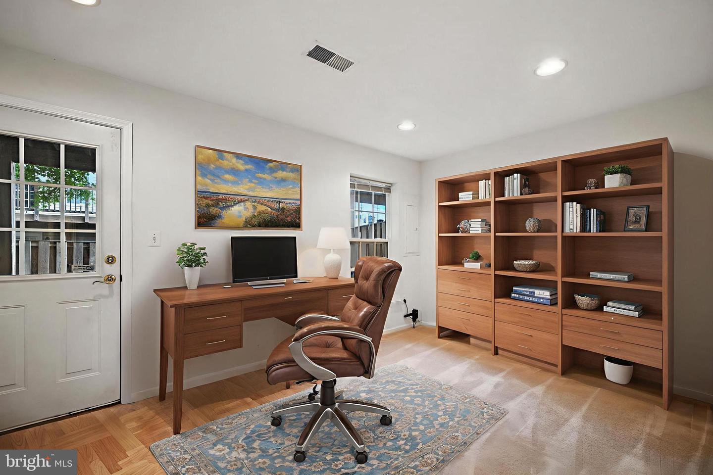 6949 BANCHORY CT, ALEXANDRIA, Virginia 22315, 3 Bedrooms Bedrooms, ,3 BathroomsBathrooms,Residential,For sale,6949 BANCHORY CT,VAFX2249194 MLS # VAFX2249194