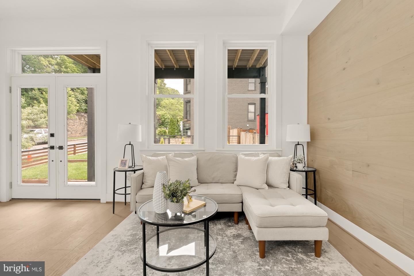 2035 NORTH CAPITOL ST NE, WASHINGTON, District Of Columbia 20002, 4 Bedrooms Bedrooms, ,3 BathroomsBathrooms,Residential,For sale,2035 NORTH CAPITOL ST NE,DCDC2206746 MLS # DCDC2206746