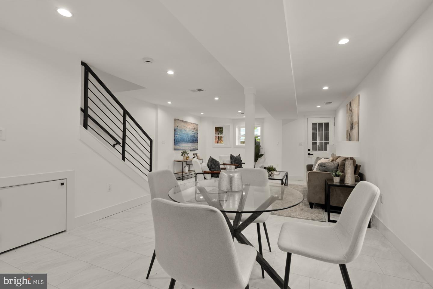 2035 NORTH CAPITOL ST NE, WASHINGTON, District Of Columbia 20002, 4 Bedrooms Bedrooms, ,3 BathroomsBathrooms,Residential,For sale,2035 NORTH CAPITOL ST NE,DCDC2206746 MLS # DCDC2206746