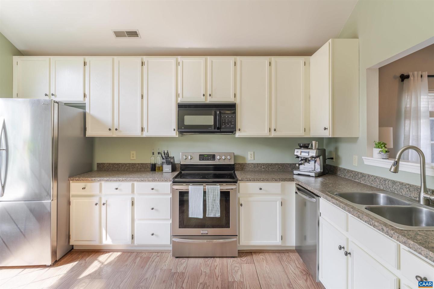 1470 WILLOW LAKE DR, CHARLOTTESVILLE, Virginia 22902, 3 Bedrooms Bedrooms, ,2 BathroomsBathrooms,Residential,For sale,1470 WILLOW LAKE DR,665940 MLS # 665940