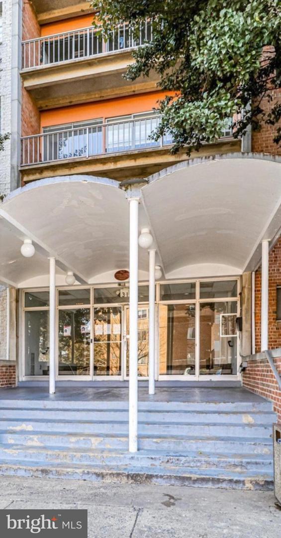 431 N ARMISTEAD ST N #406, ALEXANDRIA, Virginia 22312, 1 Bedroom Bedrooms, ,1 BathroomBathrooms,Residential,For sale,431 N ARMISTEAD ST N #406,VAAX2046780 MLS # VAAX2046780