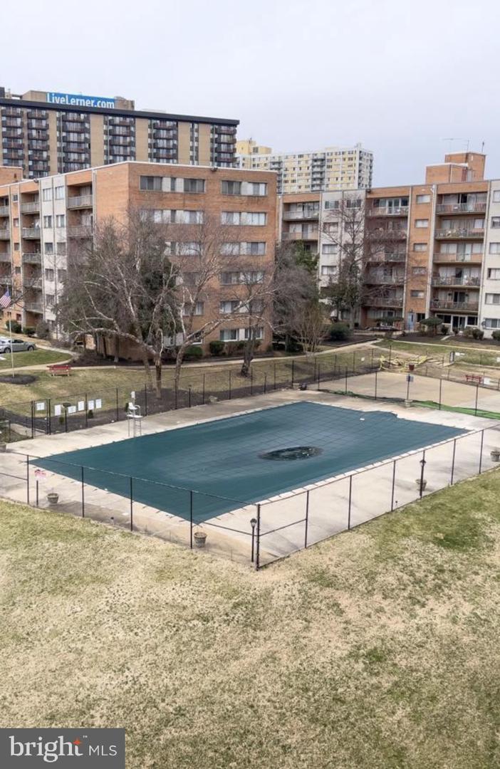 431 N ARMISTEAD ST N #406, ALEXANDRIA, Virginia 22312, 1 Bedroom Bedrooms, ,1 BathroomBathrooms,Residential,For sale,431 N ARMISTEAD ST N #406,VAAX2046780 MLS # VAAX2046780