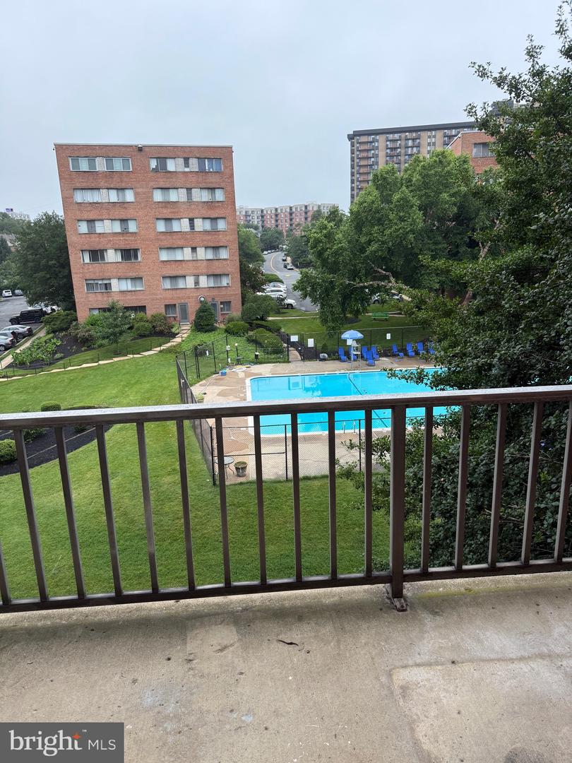 431 N ARMISTEAD ST N #406, ALEXANDRIA, Virginia 22312, 1 Bedroom Bedrooms, ,1 BathroomBathrooms,Residential,For sale,431 N ARMISTEAD ST N #406,VAAX2046780 MLS # VAAX2046780