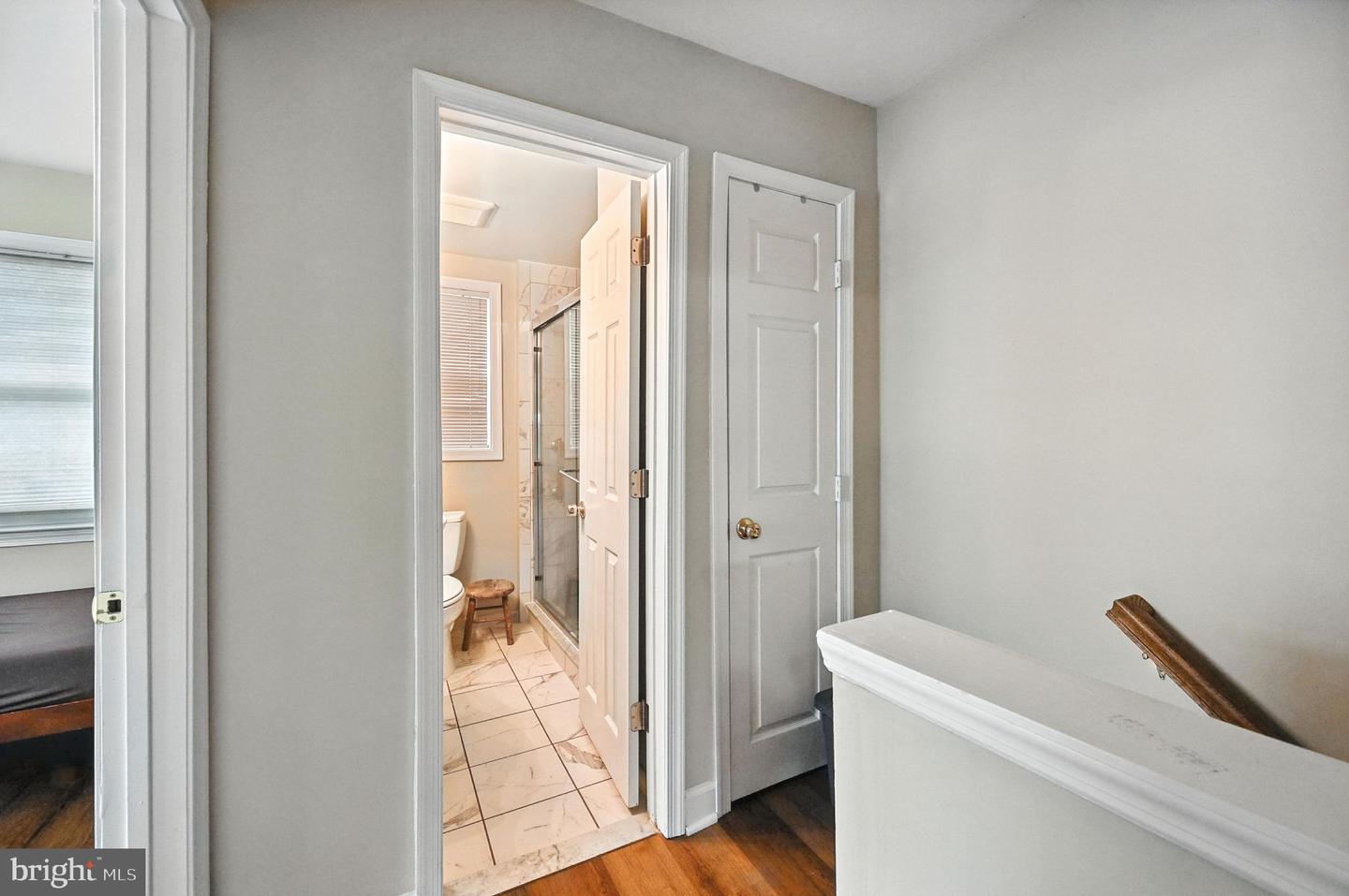 851 S IVY ST, ARLINGTON, Virginia 22204, 2 Bedrooms Bedrooms, ,2 BathroomsBathrooms,Residential,For sale,851 S IVY ST,VAAR2059588 MLS # VAAR2059588