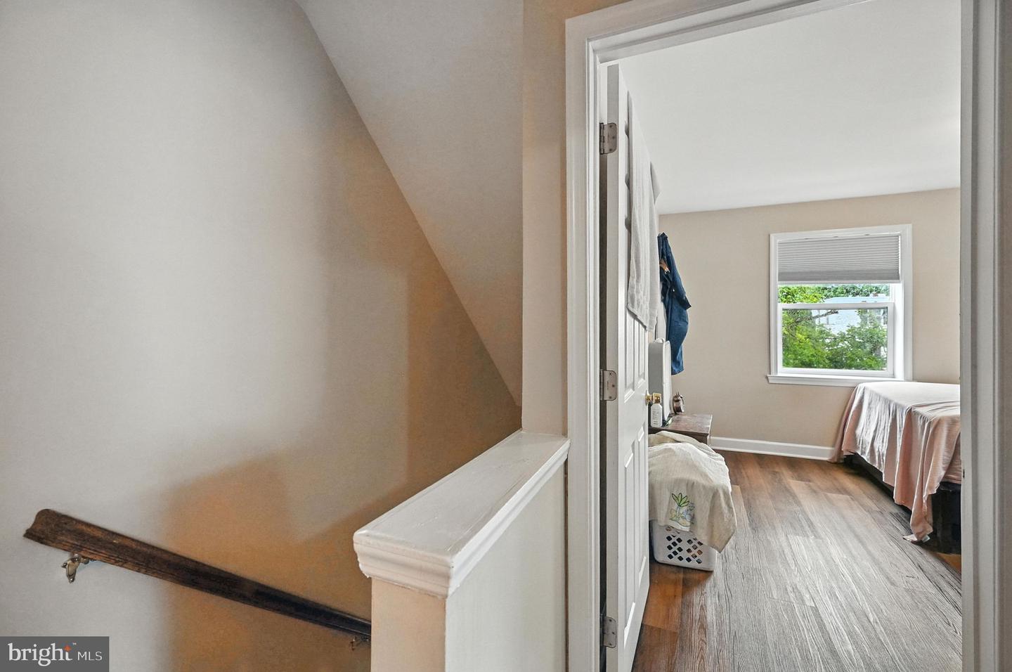 851 S IVY ST, ARLINGTON, Virginia 22204, 2 Bedrooms Bedrooms, ,2 BathroomsBathrooms,Residential,For sale,851 S IVY ST,VAAR2059588 MLS # VAAR2059588