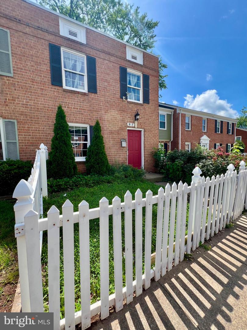 9837 BUCKNER RD, MANASSAS, Virginia 20110, 3 Bedrooms Bedrooms, ,1 BathroomBathrooms,Residential,For sale,9837 BUCKNER RD,VAMN2008548 MLS # VAMN2008548