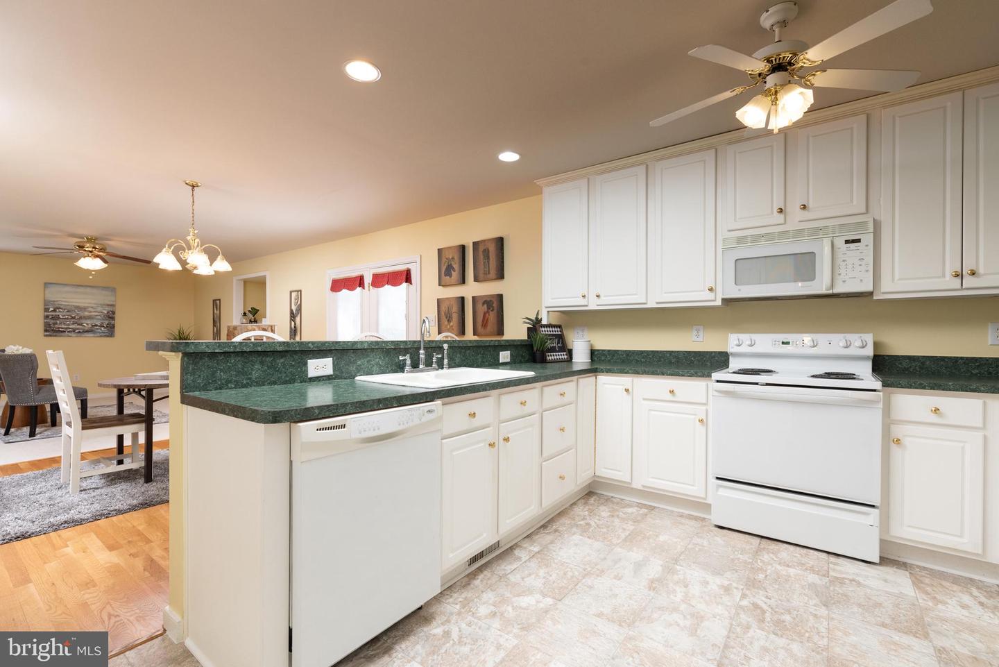 10441 MELISSA MILL RD, NORTH CHESTERFIELD, Virginia 23224, 4 Bedrooms Bedrooms, ,2 BathroomsBathrooms,Residential,For sale,10441 MELISSA MILL RD,VACF2001204 MLS # VACF2001204