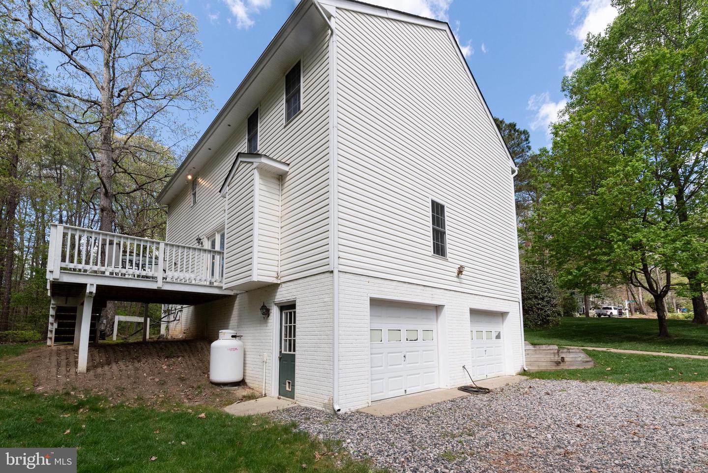 10441 MELISSA MILL RD, NORTH CHESTERFIELD, Virginia 23224, 4 Bedrooms Bedrooms, ,2 BathroomsBathrooms,Residential,For sale,10441 MELISSA MILL RD,VACF2001204 MLS # VACF2001204