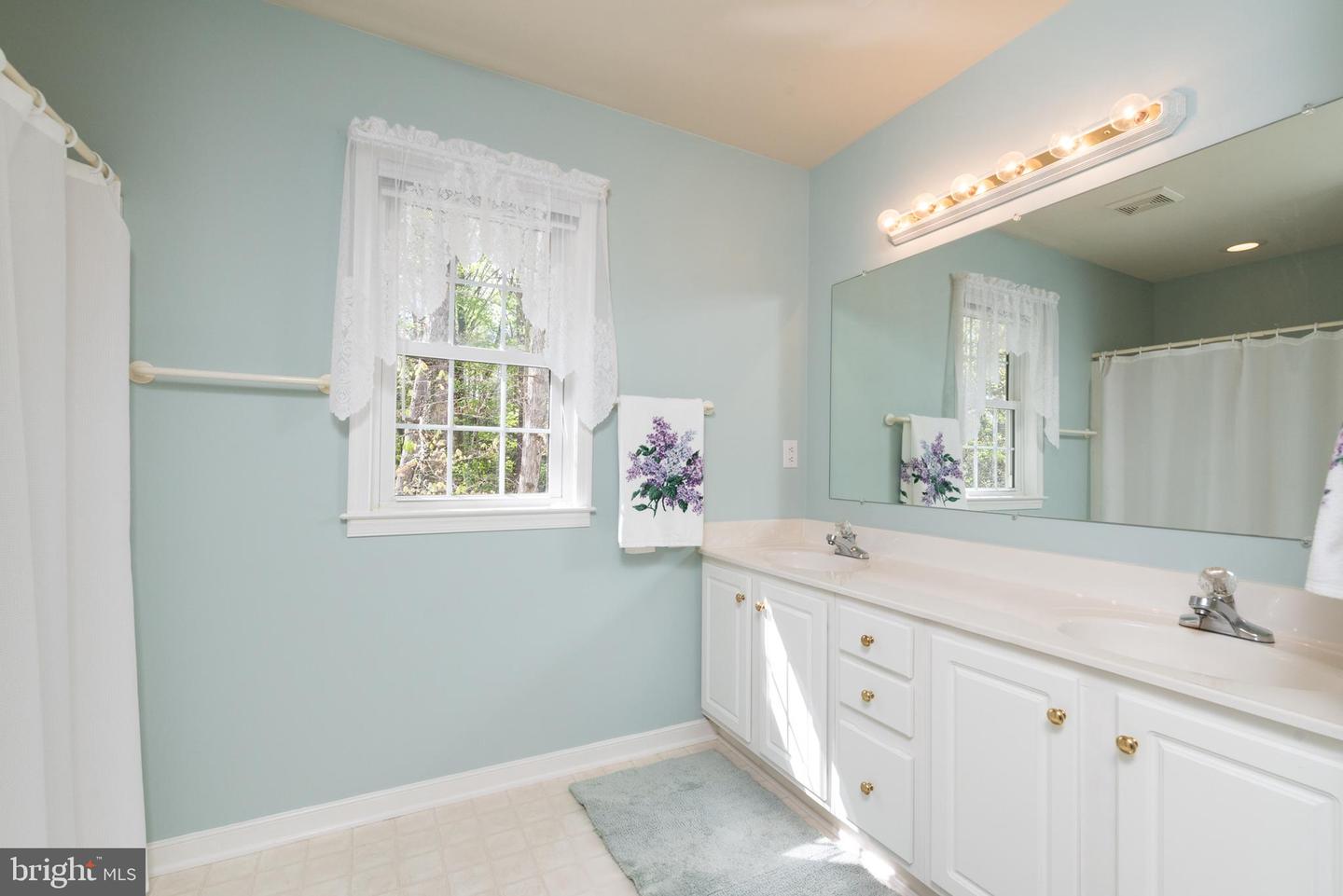 10441 MELISSA MILL RD, NORTH CHESTERFIELD, Virginia 23224, 4 Bedrooms Bedrooms, ,2 BathroomsBathrooms,Residential,For sale,10441 MELISSA MILL RD,VACF2001204 MLS # VACF2001204