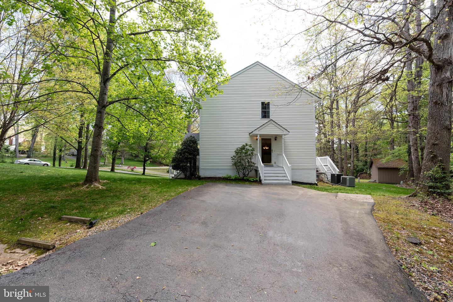 10441 MELISSA MILL RD, NORTH CHESTERFIELD, Virginia 23224, 4 Bedrooms Bedrooms, ,2 BathroomsBathrooms,Residential,For sale,10441 MELISSA MILL RD,VACF2001204 MLS # VACF2001204