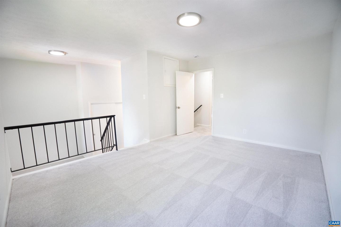 158 SCARBOROUGH PL, CHARLOTTESVILLE, Virginia 22903, 3 Bedrooms Bedrooms, ,2 BathroomsBathrooms,Residential,For sale,158 SCARBOROUGH PL,665949 MLS # 665949