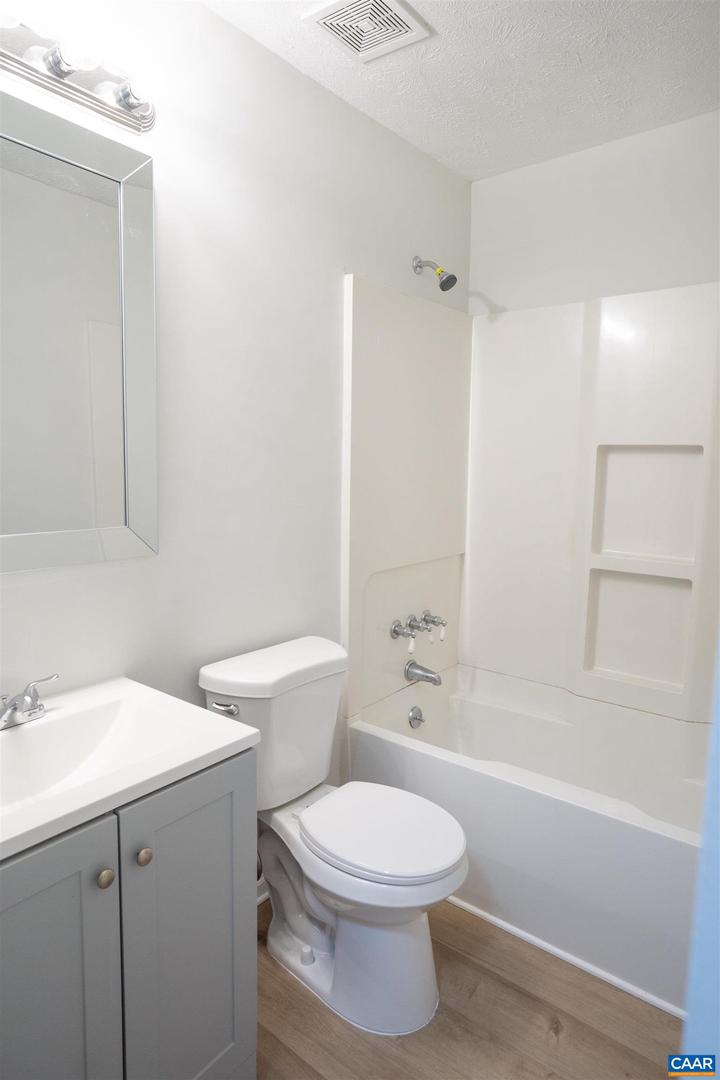 158 SCARBOROUGH PL, CHARLOTTESVILLE, Virginia 22903, 3 Bedrooms Bedrooms, ,2 BathroomsBathrooms,Residential,For sale,158 SCARBOROUGH PL,665949 MLS # 665949