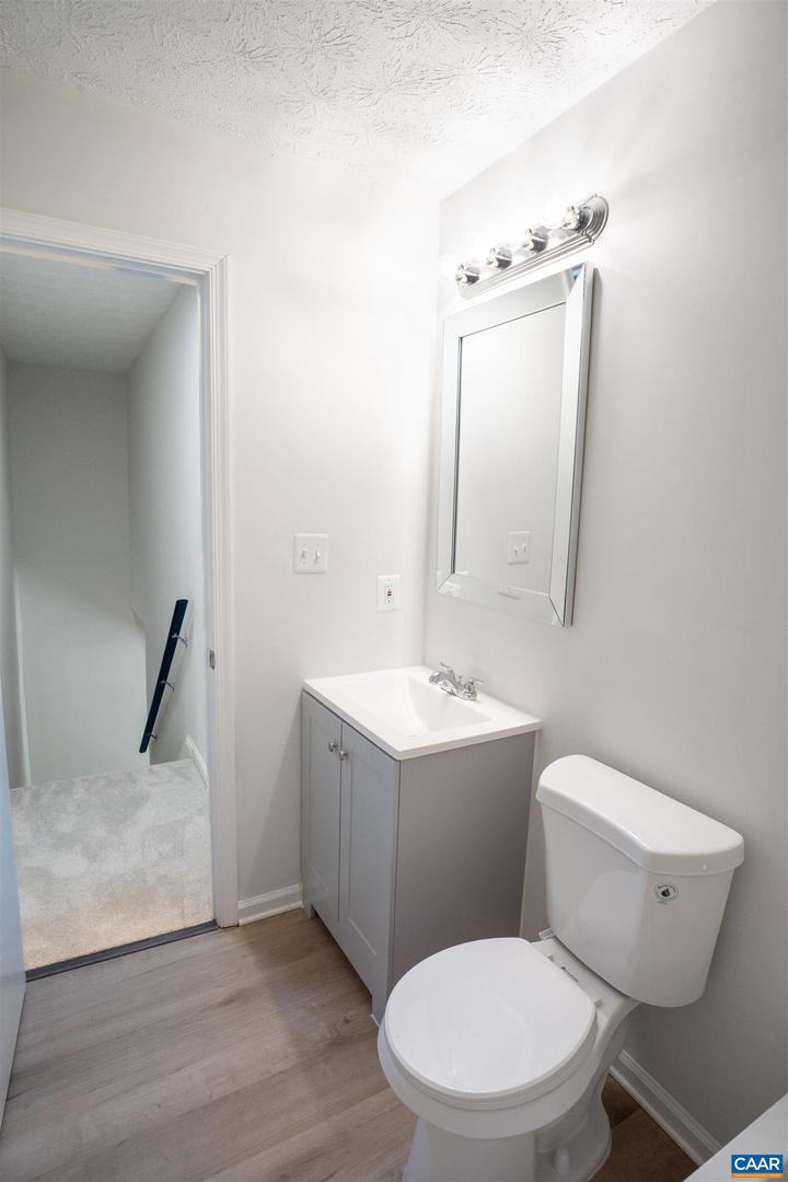 158 SCARBOROUGH PL, CHARLOTTESVILLE, Virginia 22903, 3 Bedrooms Bedrooms, ,2 BathroomsBathrooms,Residential,For sale,158 SCARBOROUGH PL,665949 MLS # 665949