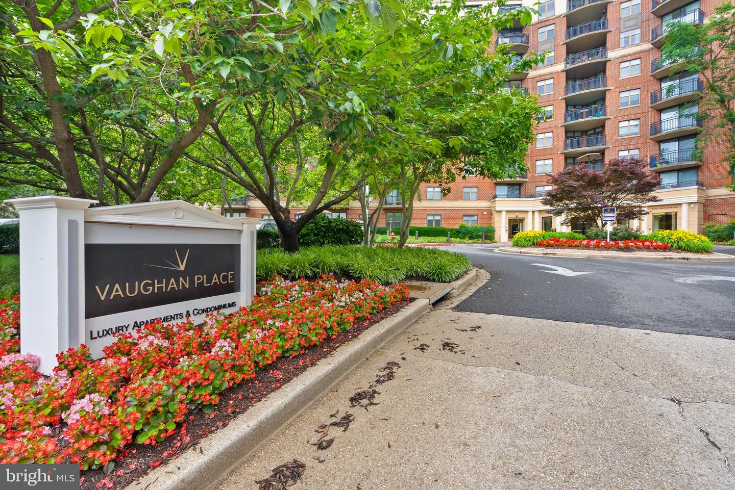 3401 38TH ST NW #411, WASHINGTON, District Of Columbia 20016, 1 Bedroom Bedrooms, ,1 BathroomBathrooms,Residential,For sale,3401 38TH ST NW #411,DCDC2206846 MLS # DCDC2206846