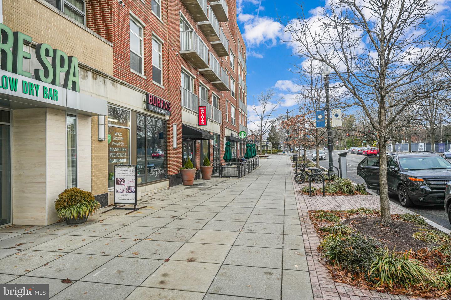 3401 38TH ST NW #411, WASHINGTON, District Of Columbia 20016, 1 Bedroom Bedrooms, ,1 BathroomBathrooms,Residential,For sale,3401 38TH ST NW #411,DCDC2206846 MLS # DCDC2206846